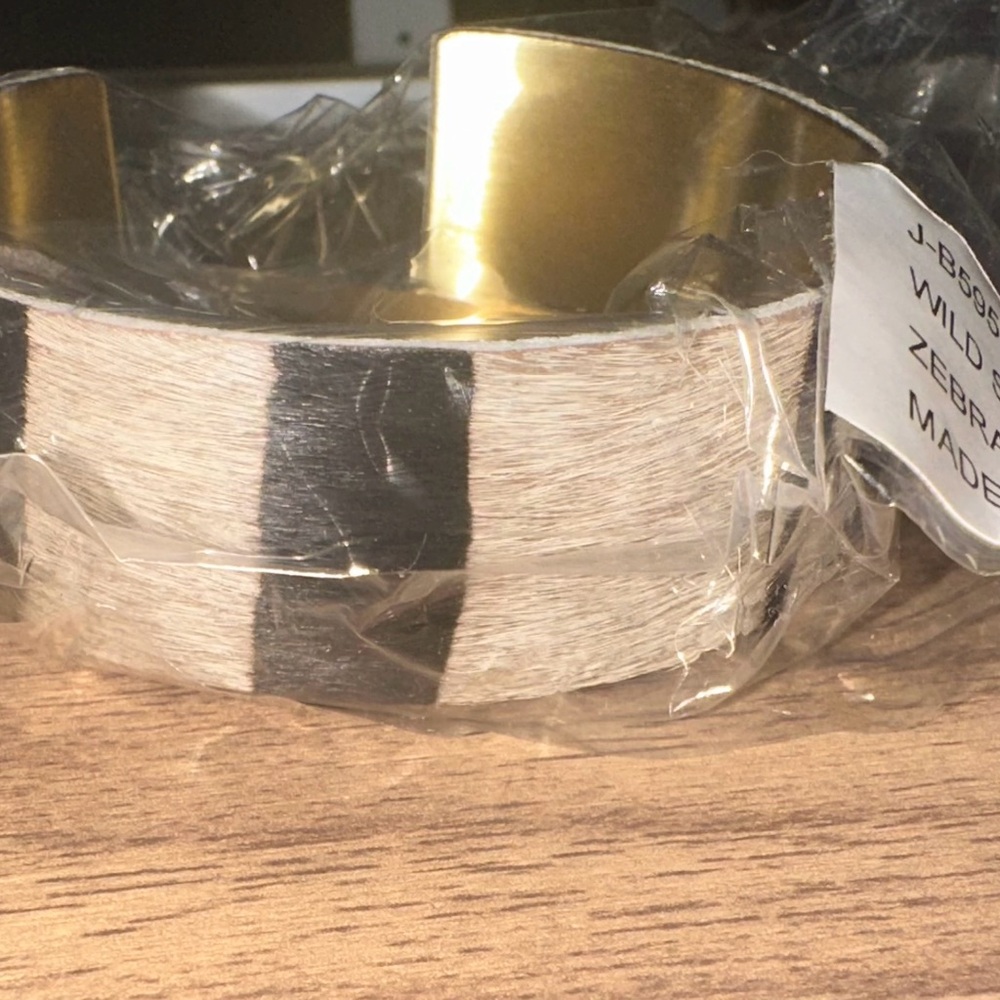 Beautiful Bundle 4 Bracelets From Australian Bran… - image 6